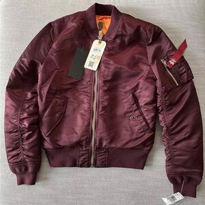 Alpha Industries MA-1 Bomber Jacket Men’s Medium Red Reversible Zip Up